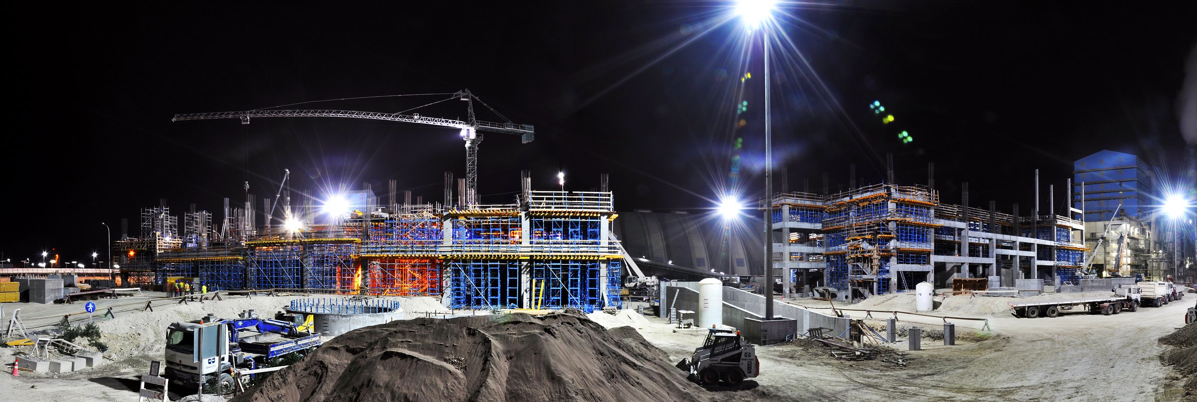 Chantier de l'unité DAP à Jorf Lasfar, de nuit